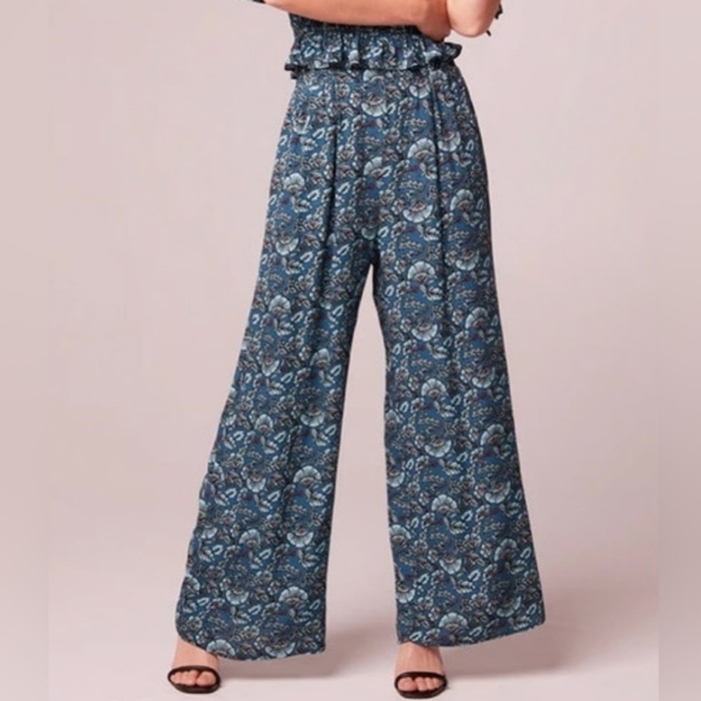 Wide Leg Printed Pants in Navy Blue